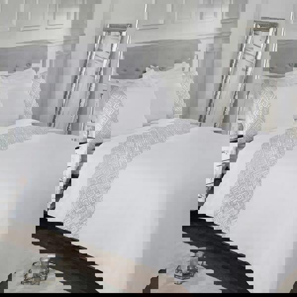 Smart Living 3D Geo Luxury Lurex Jacquard Cuff Panel Duvet Cover With Pillowcases - White