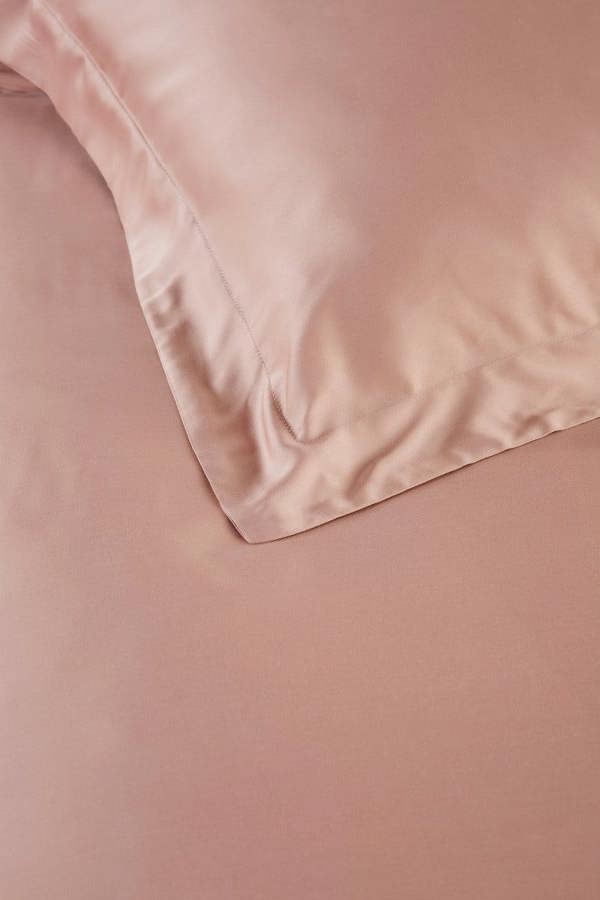 Bamboo Bedding Set in Rose Pink - Bedding