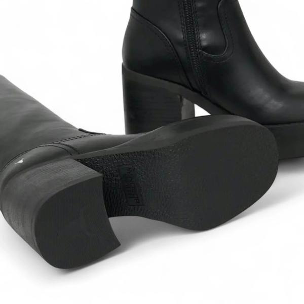 Windsorsmuth Niche - Women's Black Faux Leather Knee-High Platform Boots