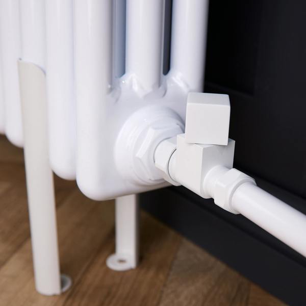Flode Straight Square Manual Radiator Valve Pack | 15mm x 1/2″ | Matt White