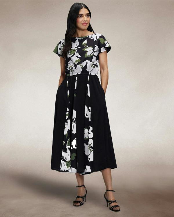 HotSquash Pleated Midi Dress