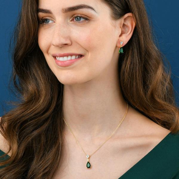 namana Gold Plated 925 Sterling Silver Green Pear Drop Pendant Necklace For Women
