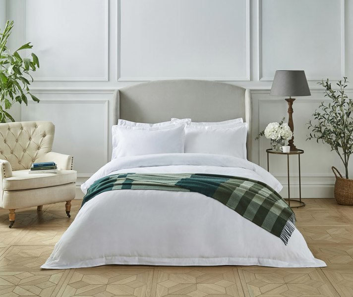 Liddell Cashmere Blend Green Stripe Blanket