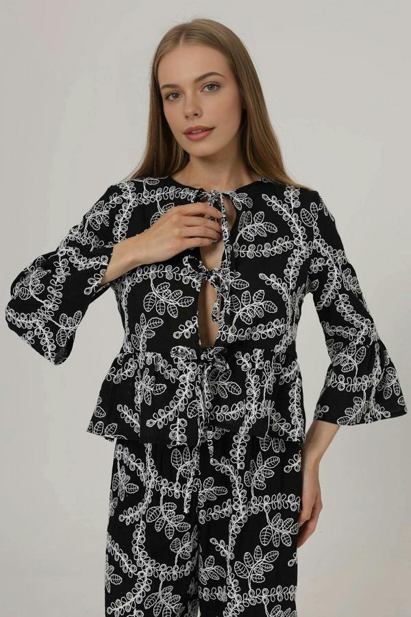 WOVCOR Embroidered Tie-Bow 100% Cotton Woven Blouse