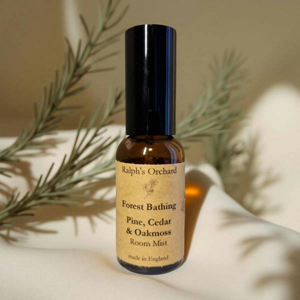 Ralph’s Orchard Elegant Wooden Fragrance Diffuser with Fragrance Oil - Enchanted Forest (Pine)