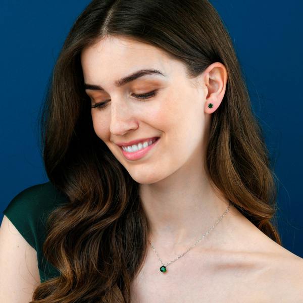 namana Dainty 925 Sterling Silver Green Round Solitaire Pendant Necklace for Women