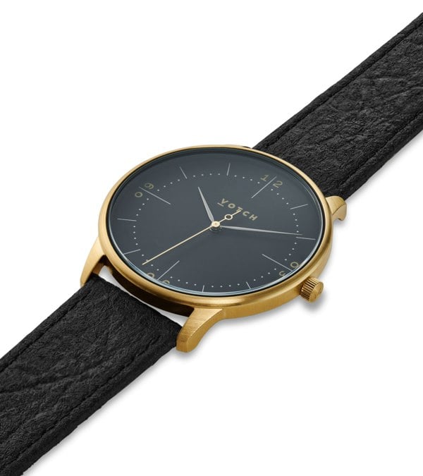 Votch Gold & Piñatex with Black Watch | Aalto