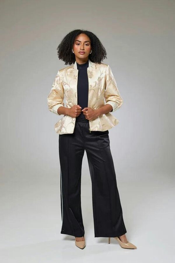 Lioness by TF Ivory Shimmery Flora Fitted Jacket Blouse