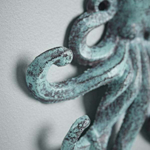 Octopus Hook - lifestyle shot