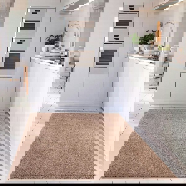 Beige colour Shaggy rug Plain design thick pile, non-shedding.