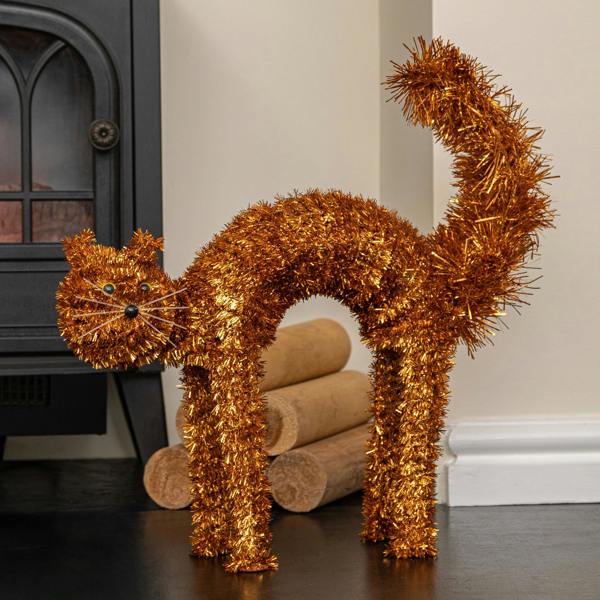 Samuel Alexander 42cm Standing Scaredy Cat Halloween Decoration in Orange