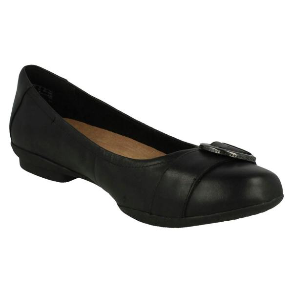 Clarks Ladies Clarks Casual Slip On Flat Shoes Neenah Lark