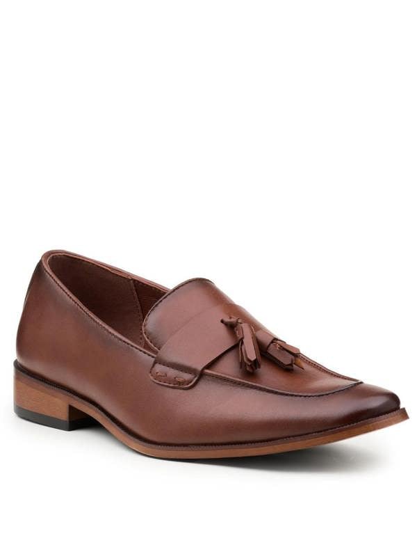 Roco Boys tan tassel loafer - Westley
