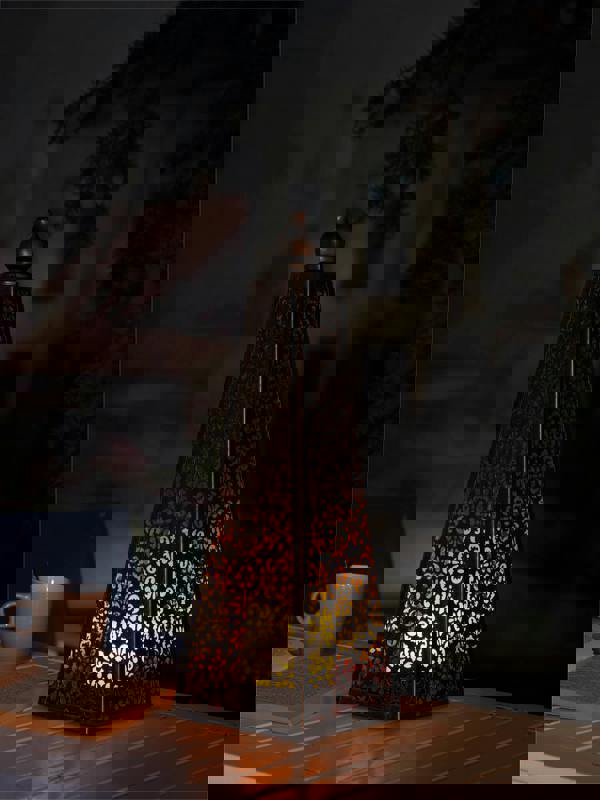 Luxform Battery Luxor Style Pyramid Lamp