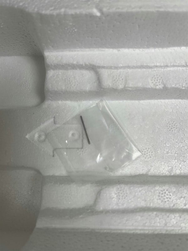 Greenlight 1970 Dodge Charger with Blown Engine Black 1:18 Greenlight Artisan Collection 19122