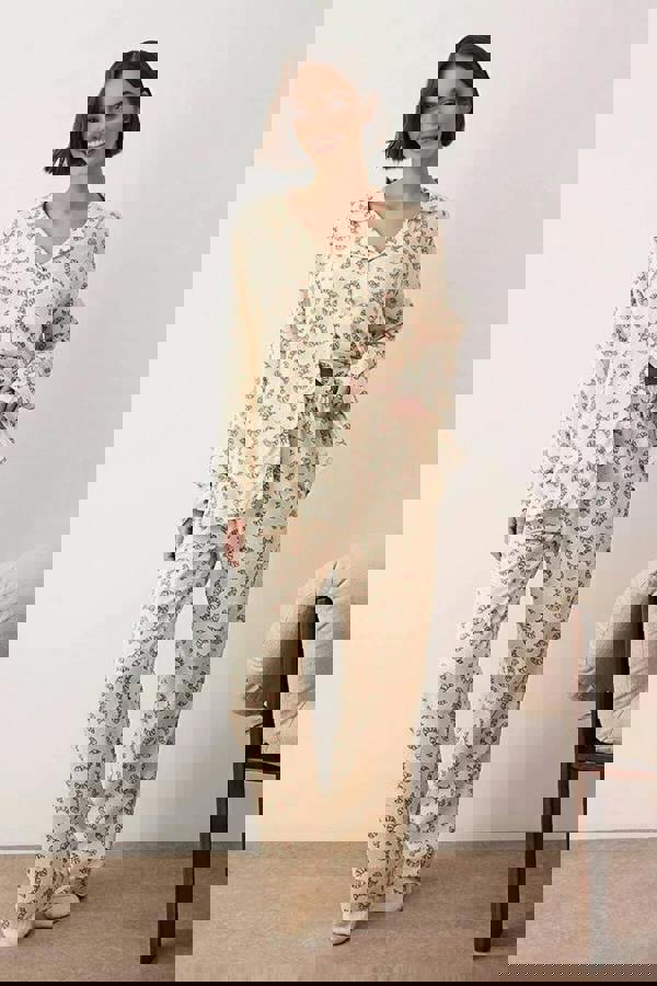 WOVCOR 2-Piece Croissant Print Viscose Woven Pajama Set