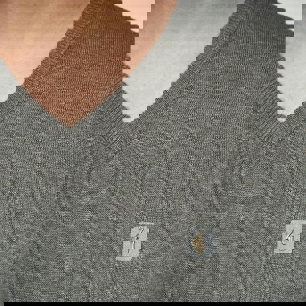 Gabicci V00GK06 Mens Brandon Vee Neck Sweater Gabicci Vintage - GREY