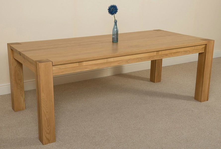That's Furniture Kuba Chunky Solid Oak Dining Table - 220cm