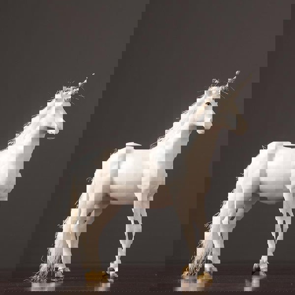 Decoration: A Set Of Two Unicorn-Weilai Concept-Weilai Concept