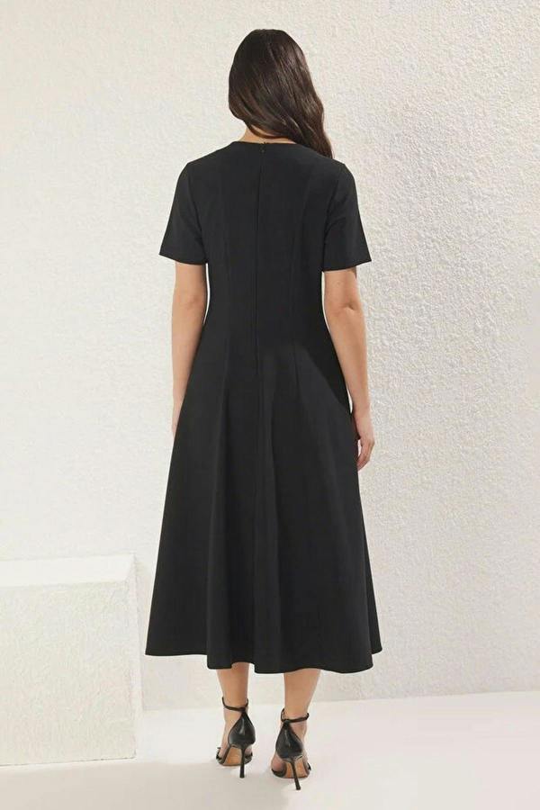 Round Neck Short Sleeve Fit and Flare Midi Dress