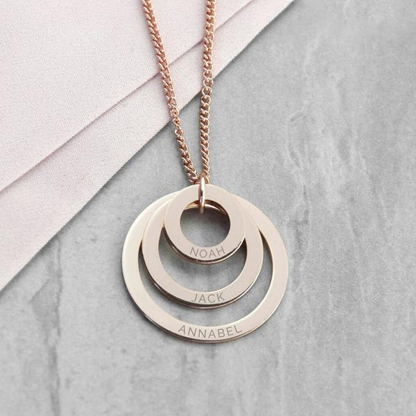 Personalised Family Names Rings Necklace - close-up detail