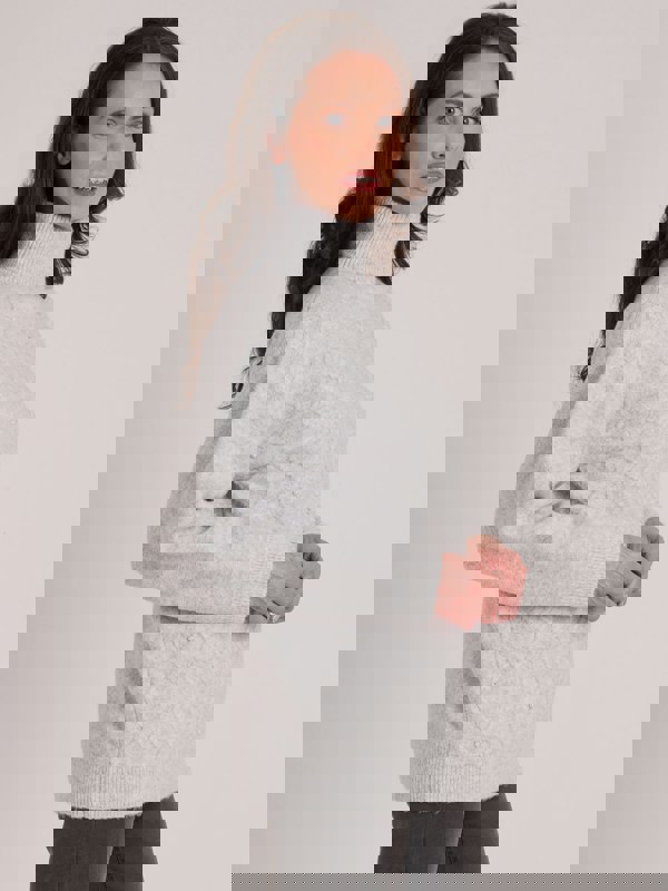 VIZ-A-VIZ Heart And Pearls Cable Knit Jumper