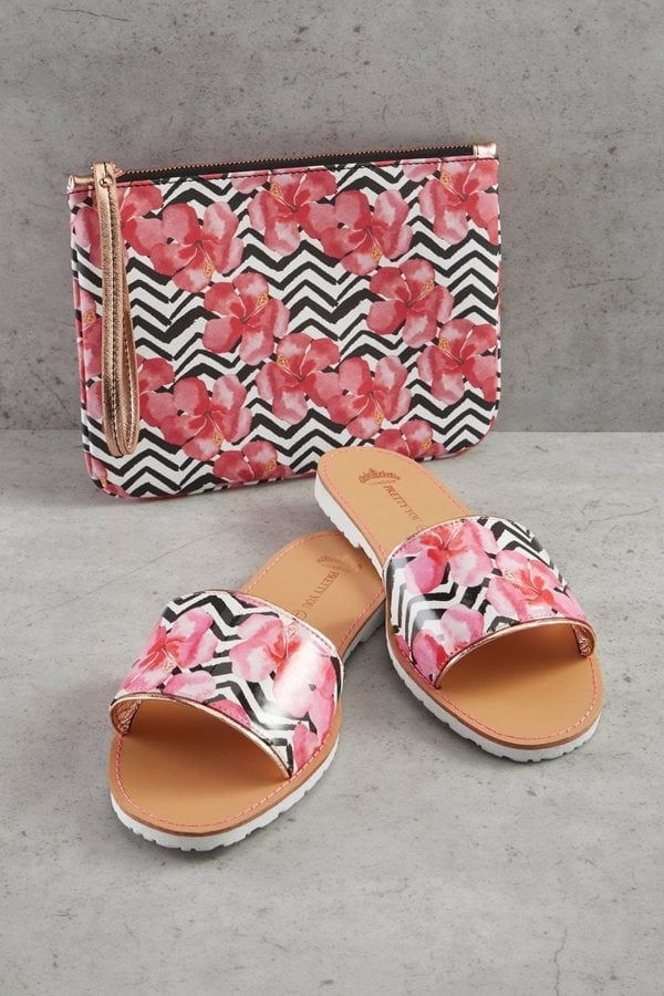 Zig Zag Printed Slide & Clutch Set - Sandals