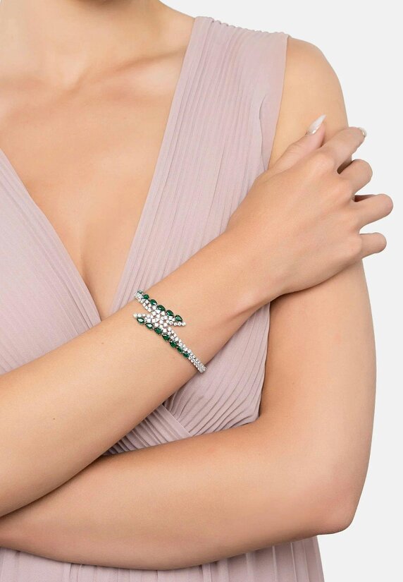 Latelita Baroness Tennis Bracelet Emerald Silver