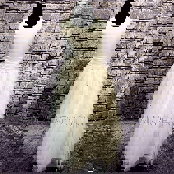 Visara Betsy White Flower Dress