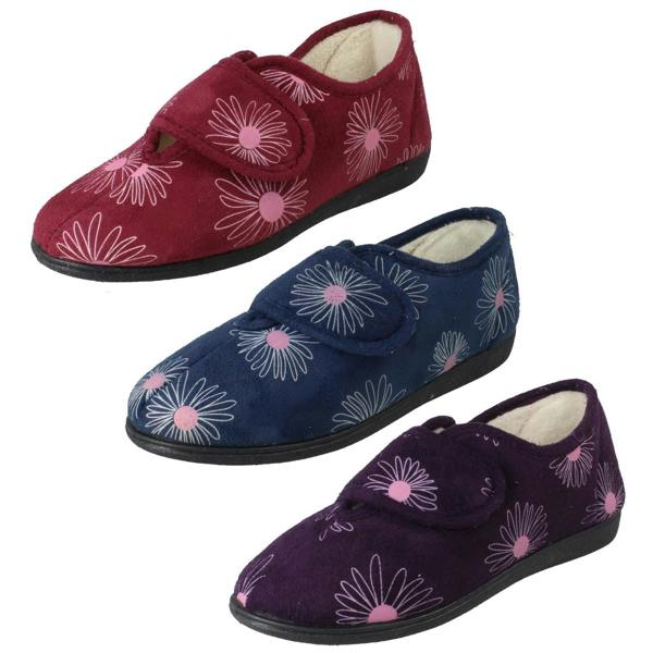 Rosebank Ladies Rosebank Flower Detailed Wide Full Slippers Judith