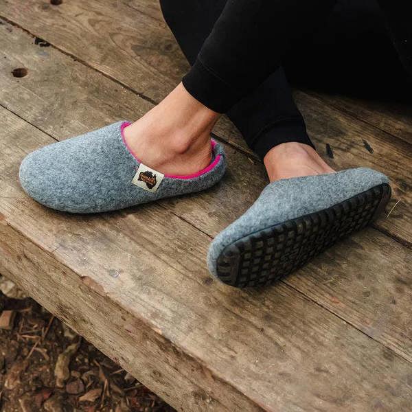 Gumbies Outback Women's Slippers - Grey & Pink
