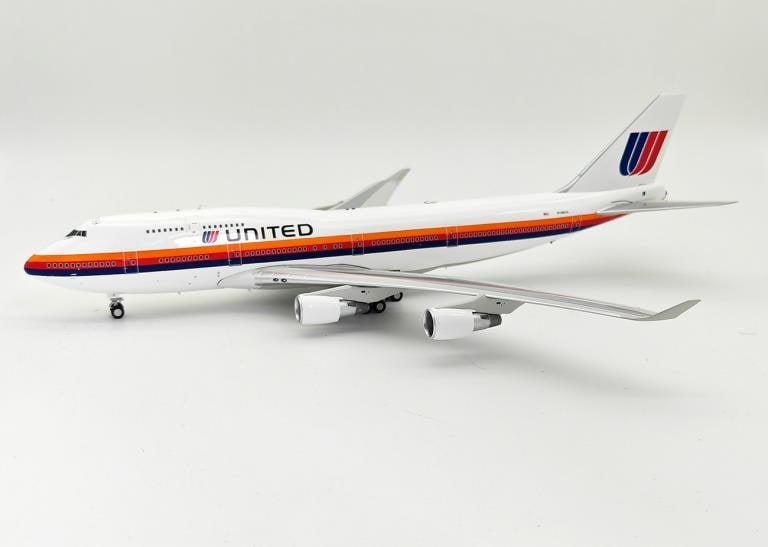 MCSlots United Airlines Boeing 747-422 N186UA With Stand 1:200 Inflight200 IF744UA0623