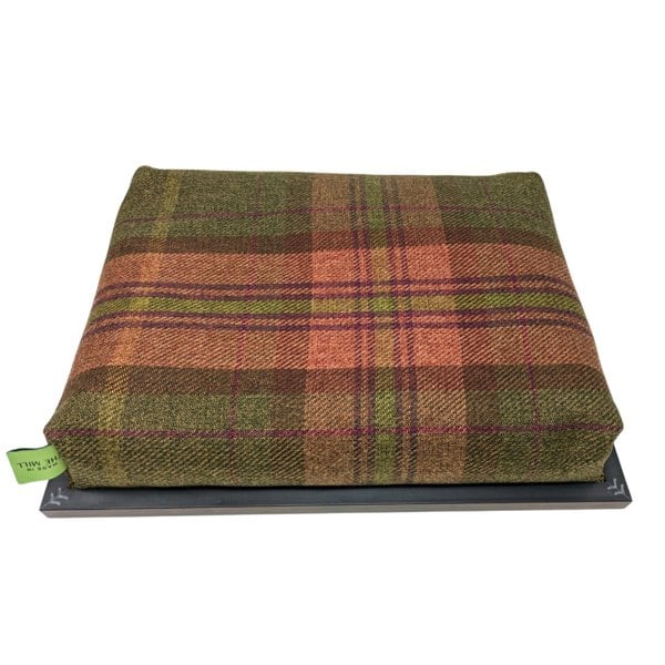 Luxury Harrier Tweed Lap Tray With Bean Bag