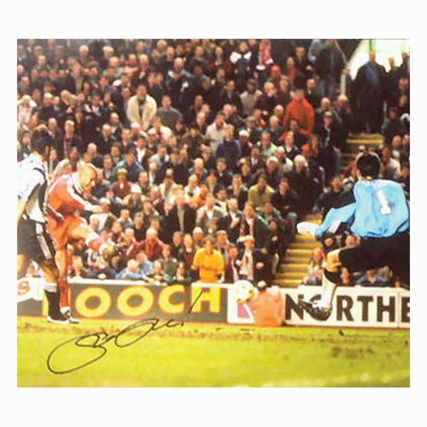 Stan Collymore signed Liverpool photo — Unframed