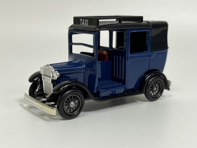 MCSlots Austin Taxi Blue 1933 Days Gone Lledo 47001D B2