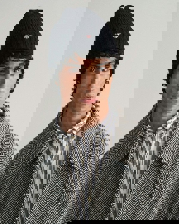 GANT Unisex Shield Wool Beanie - 5 Black