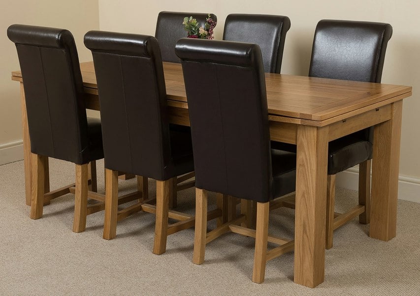 That's Furniture Richmond Large Oak Extending Dining Table with Washington Leather Chairs