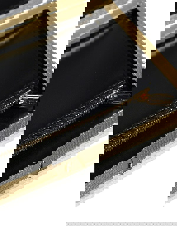 180175564.jpg