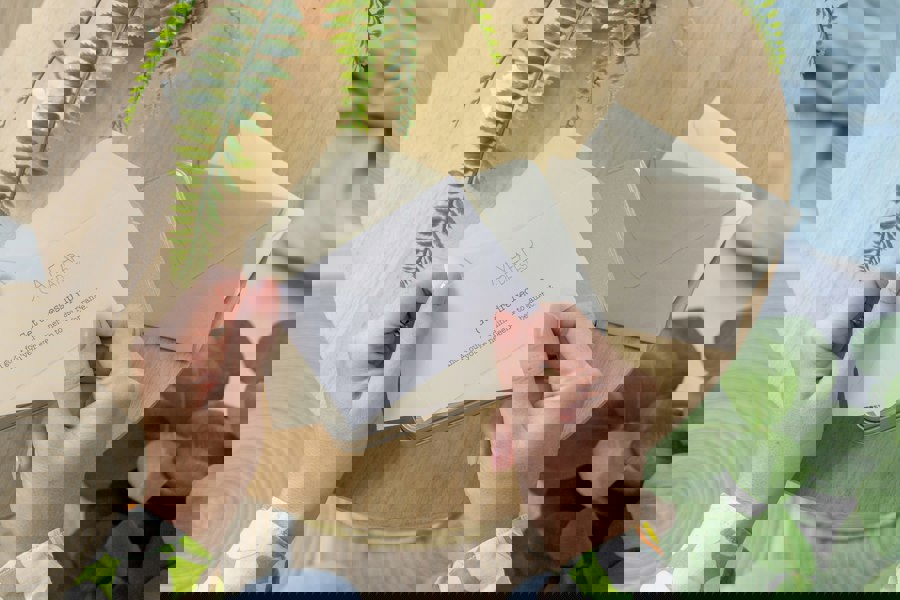 A Year of Dates 10th Tin Wedding Anniversary Gift: A Tin Of Dates.