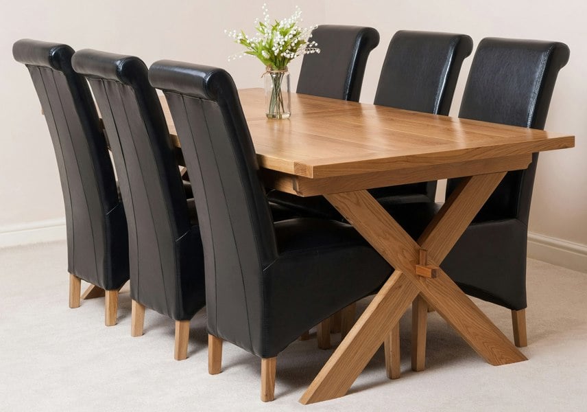 That's Furniture Vermont Cross Leg Oak Extending Dining Table with Montana Leather Chairs
