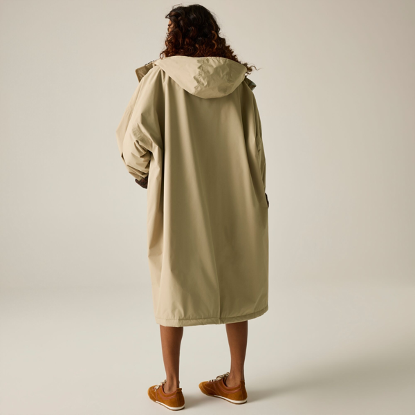 Regatta Unisex Adult Leopard Waterproof Changing Robe - Barleycorn/Dark