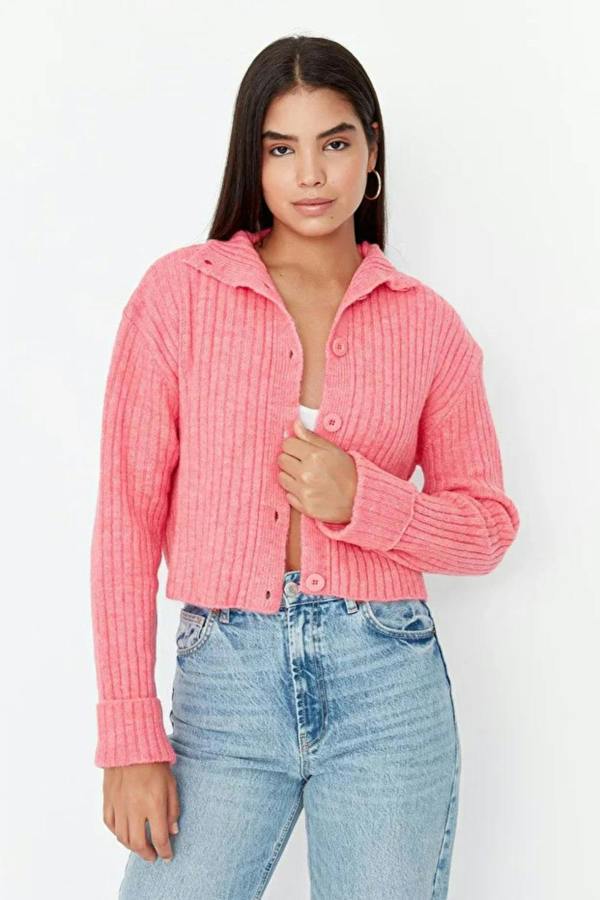 Hoxton Gal Cropped Soft-Textured High Neck Knit Cardigan
