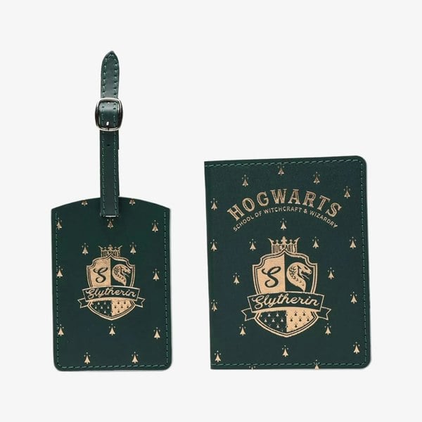T. H. Baker Harry Potter Slytherin Passport And Luggage Tag Accessory Set WB277