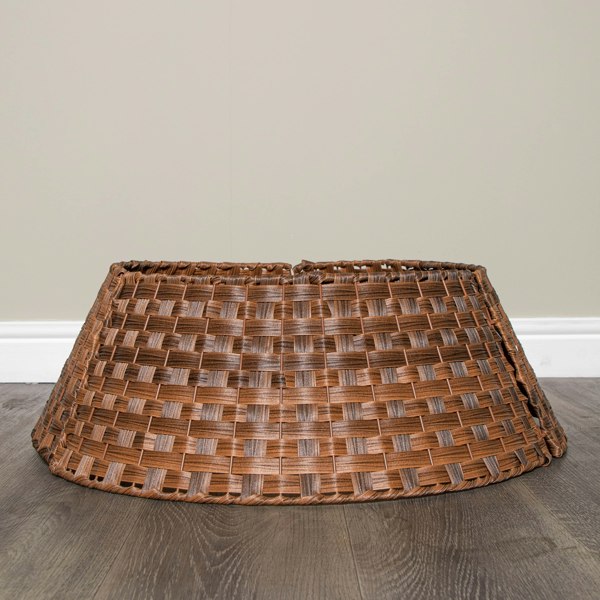 Samuel Alexander 48/70cm Samuel Alexander Large KD Plastic Wicker Rattan Woven Christmas Tree Skirt in Brown