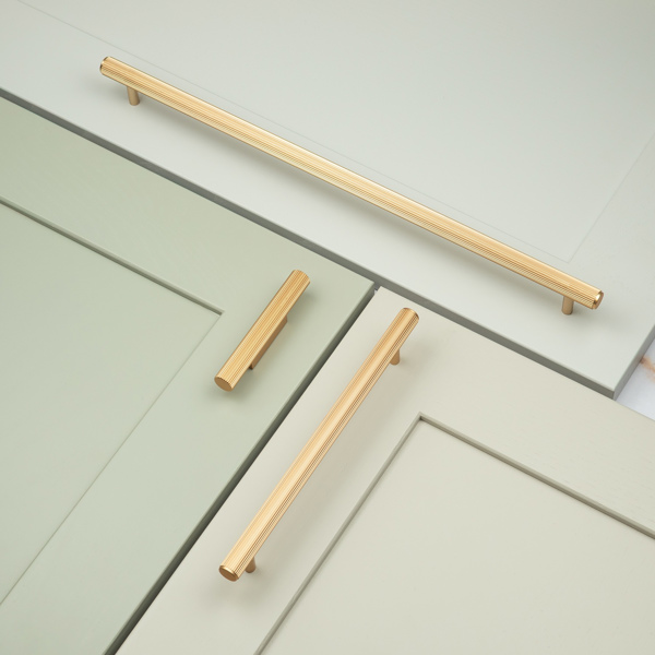 Handle & Home Gold Brass Reeded Handles