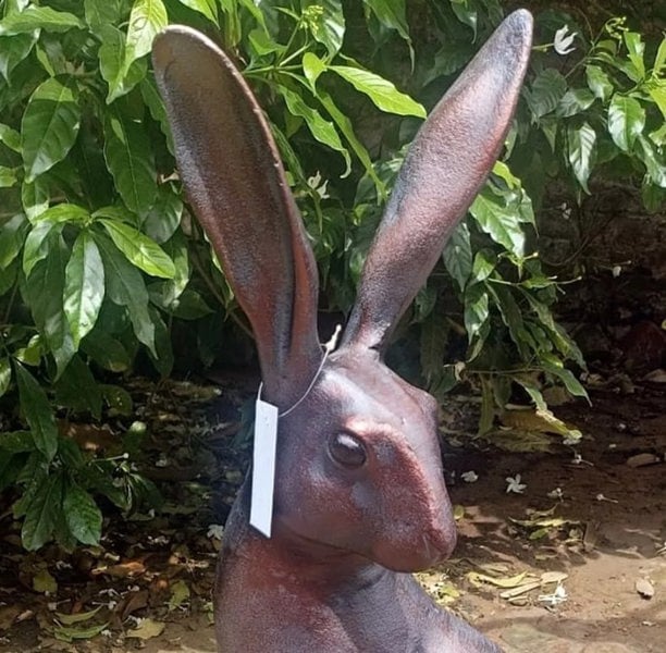 Inspirational Gifting Sitting Hare Garden Sculpture Ornament Cast in Aluminium