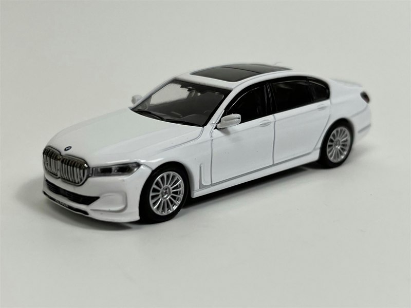 Mini GT BMW Alpina B7 xDrive Alpine White LHD 1:64 Scale MGT00557L