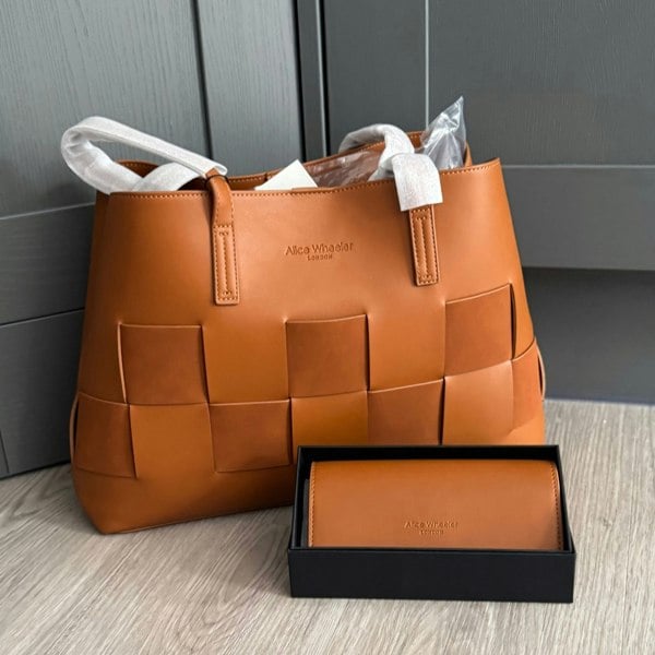 Alice Wheeler Milan Tote Bag & Rome Glasses Case Gift Set