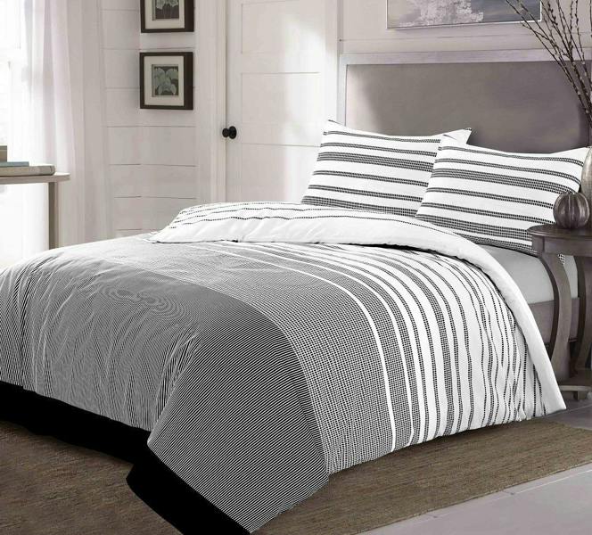 Maximus White Duvet Cover Set