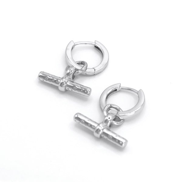 Luna Charles Cassia T-Bar Huggie Earrings | 925 Sterling Silver